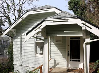 1670 SW Montgomery Dr, Portland, OR 97201