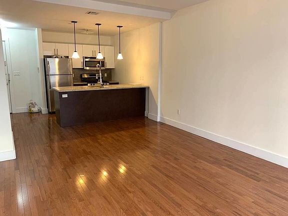 2nd image of 176 Scholes St #1C