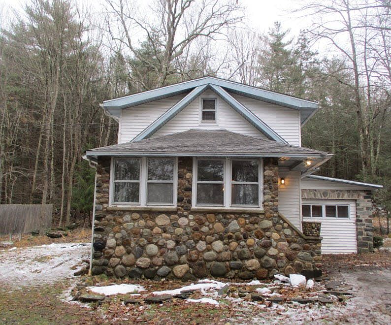 328 Twin Lakes Rd, Shohola, PA 18458 Zillow