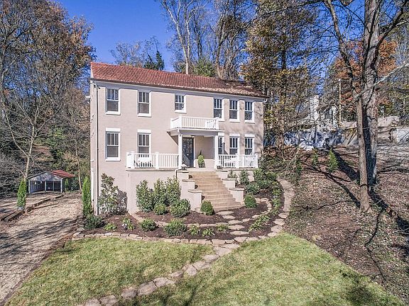 2nd image of 513 Forest Hills Blvd
