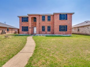 1004 Badger Run, Lancaster, TX 75134