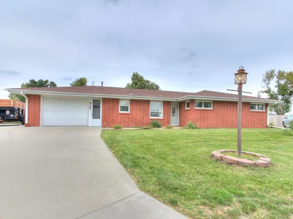 515 N 2nd Ave, Huxley, IA 50124