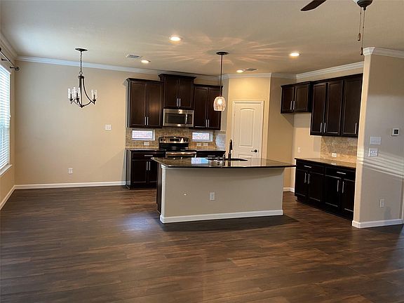 3rd image of 16121 Crosslake Ct