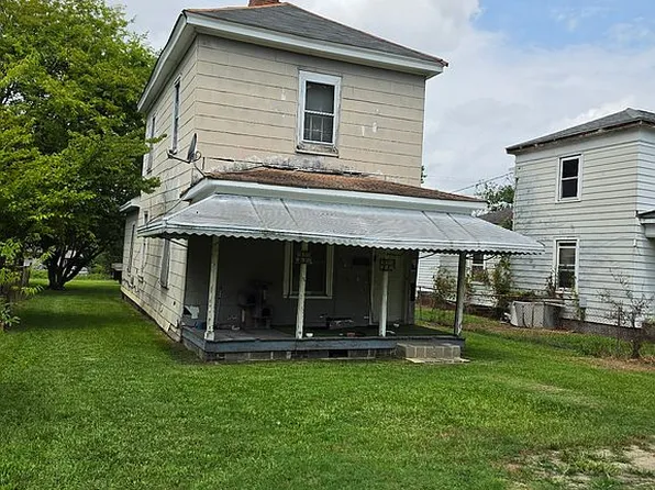 221 Monroe St, Roanoke Rapids, NC 27870