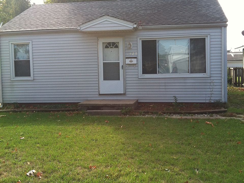2nd image of 1420 Chalmers St