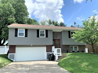 1586 Eight Mile Rd, Cincinnati, OH 45255