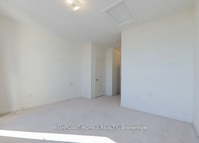 641 Port Darlington Rd #20 — Photo 32