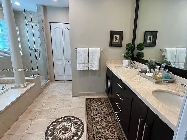 1029 SW 10th Ave — Photo 10