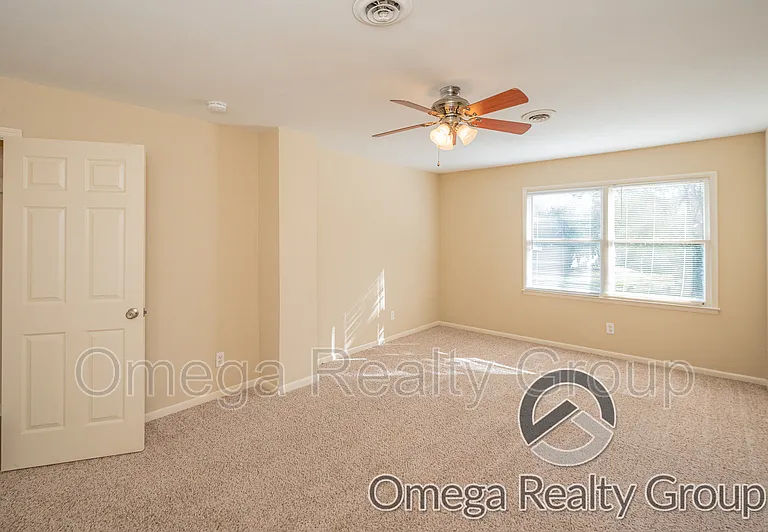 1919 Chandalar Ct — Photo 37