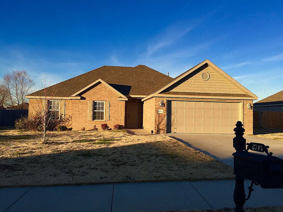 1st image of 2702 SW Warberry Ave