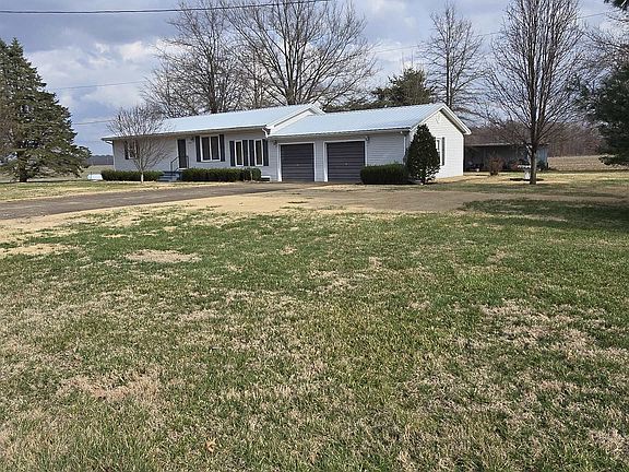 3rd image of 7016 Crooked Rd