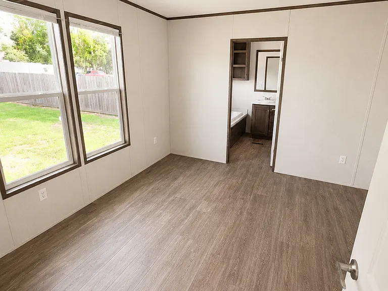 23101 Green Oaks St #27 — Photo 7