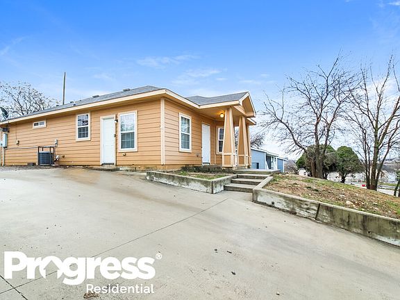4th image of 2604 Malone St