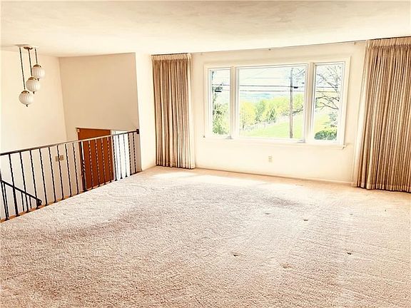 5th image of 106 Lindella Dr