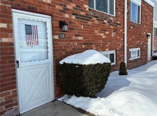 275/115 Owens Rd, Brockport, NY 14420