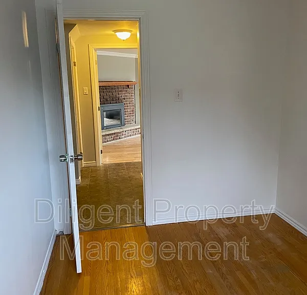 1326 Hopewell Ave #PROPERTY — Photo 28