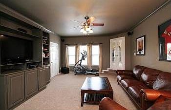 4th image of 1306 Garden Glen Ln