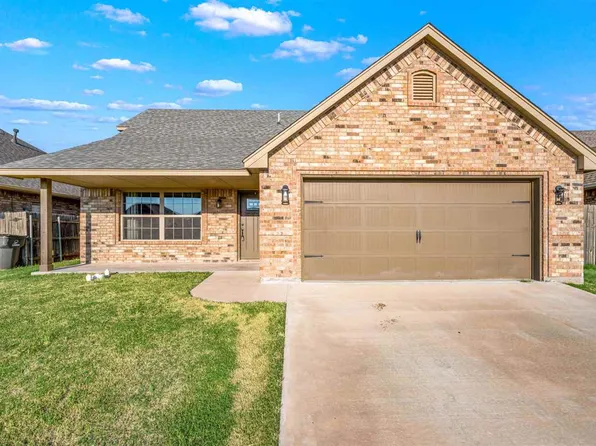 2615 NW Debracy Ave, Lawton, OK 73505
