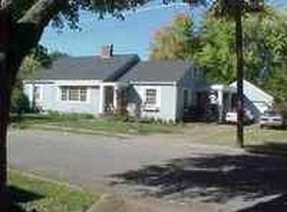 160 Davis St, Lexington, TN 38351