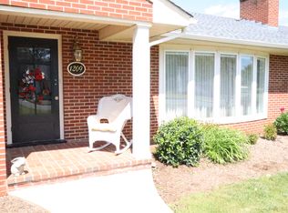 1209 Roanoke Blvd, Salem, VA 24153