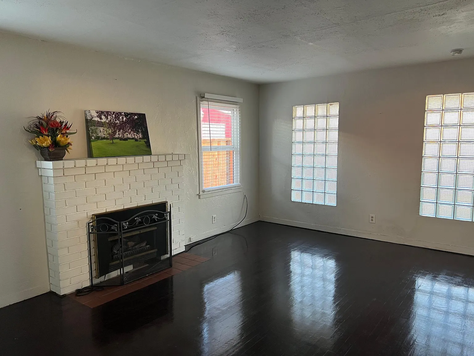 29 Clareview Ave photo 1