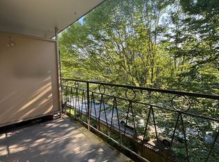 Thomas Manor, Seattle, WA 98112