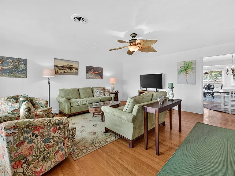 127 Beau Rivage Dr — Photo 5