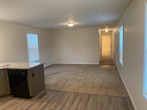 5th image of 47 Bluebird Hill Dr #162