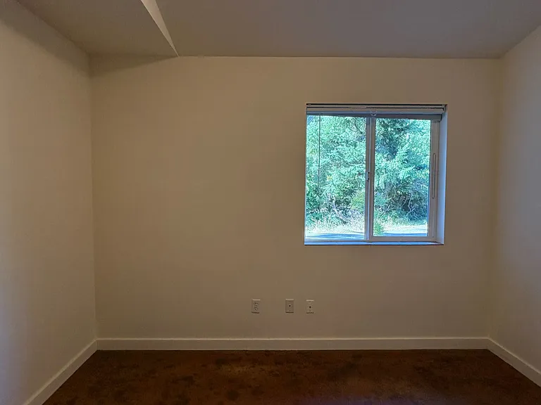 658 Fox Dr — Photo 6