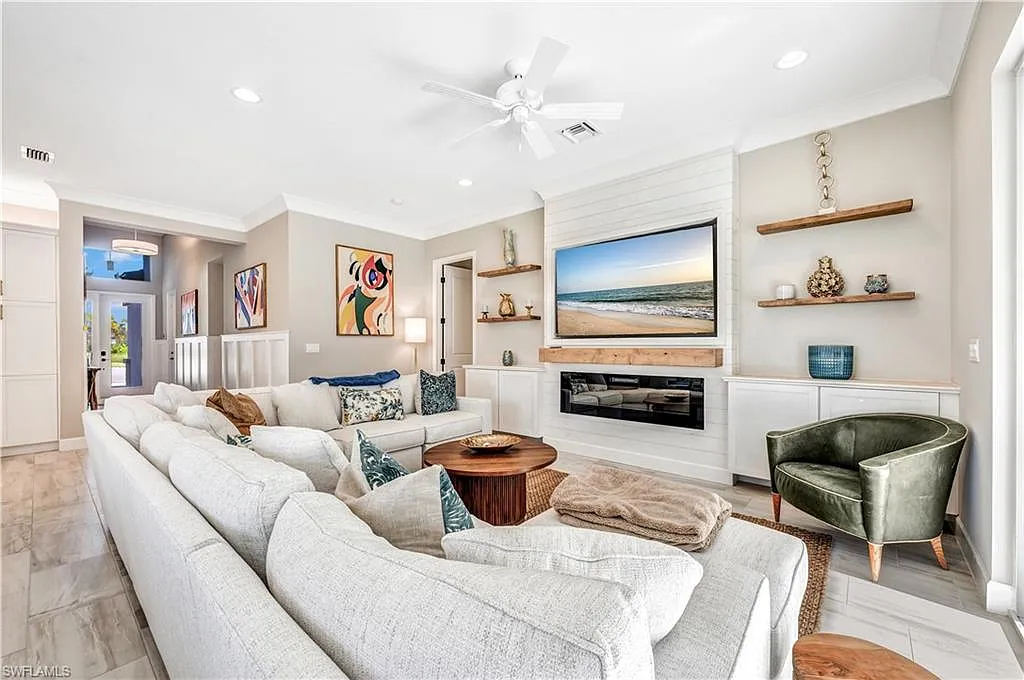 3 bed, 3.0 bath, 1935 sqft, $9,000 — Photo 4