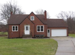 9558 Johnnycake Ridge Rd, Mentor, OH 44060