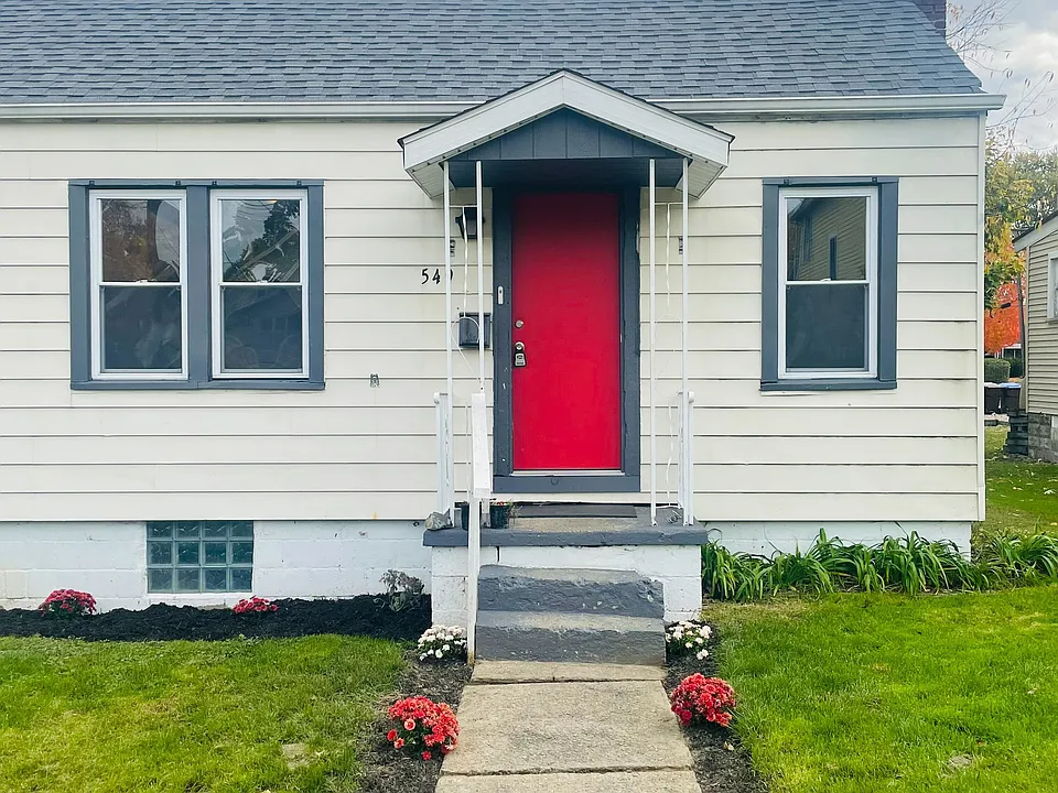 549 McClure Ave