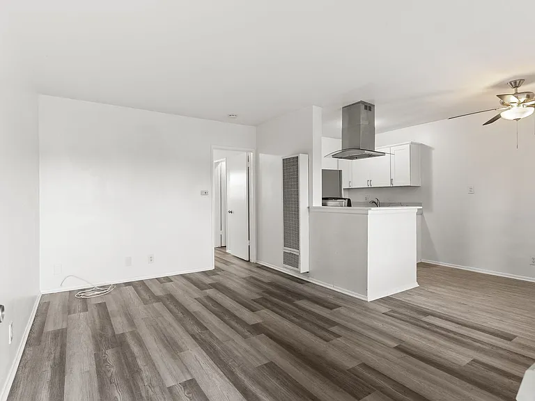12602 Kensington Lane — Photo 5
