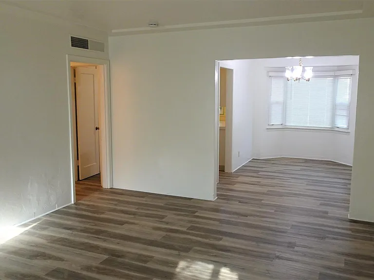 516 W Hedges Ave — Photo 3
