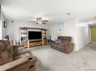 1946 Dartmoor Dr, Lemon Grove, CA 91945