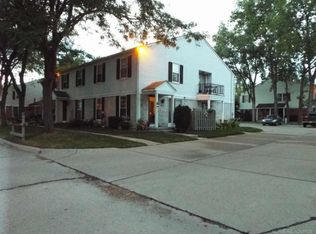 24647 Spring Ln, Harrison Township, MI 48045