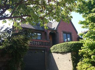 2605 49th Ave SW, Seattle, WA 98116