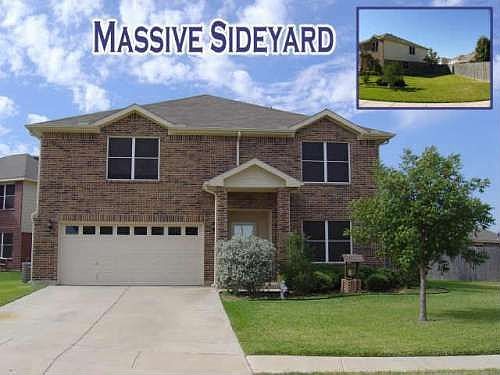 1st image of 4916 Trail Hollow Dr