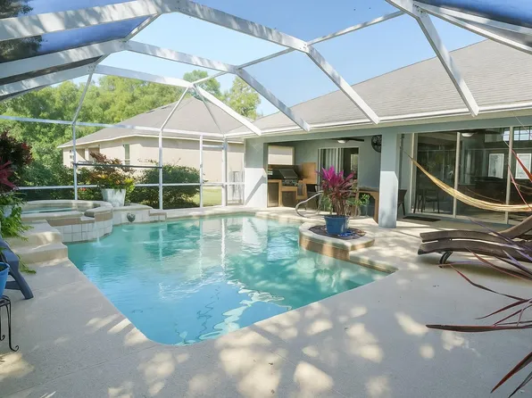 6715 NW Pinson Court, Port St Lucie, FL 34983