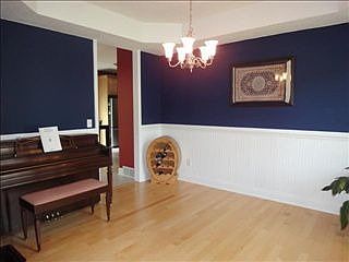 3rd image of 240 Jenna Dr