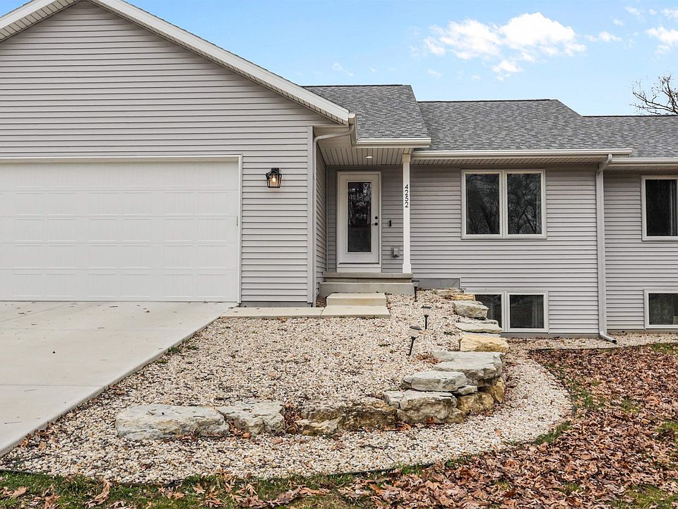 1st image of 4252 Fox Hills Ct