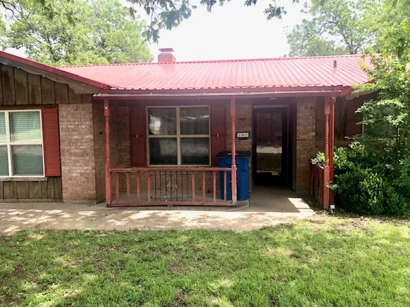 141 Gregg St, Albany, TX 76430