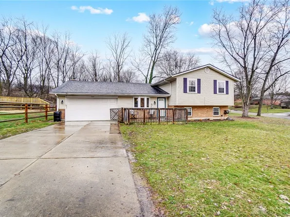 509 Talowood Dr, Dayton, OH 45430