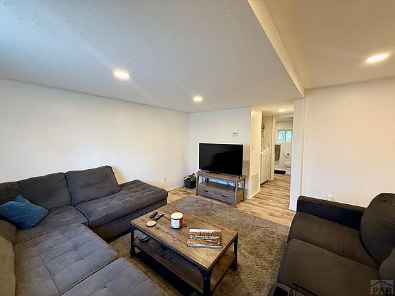 5th image of 313 N 1st St