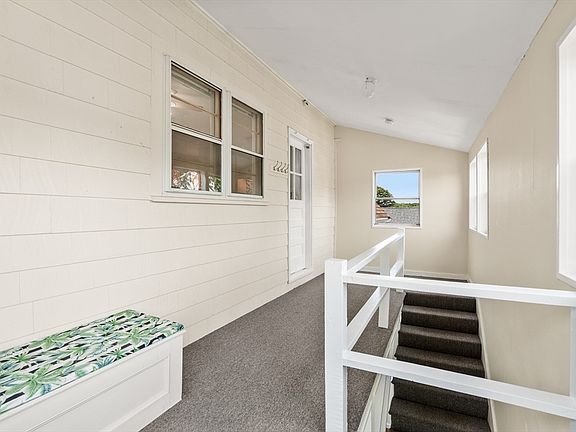 4th image of 37 Wellman St APT 3