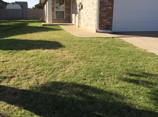 2836 SE 89th Ter, Moore, OK 73160