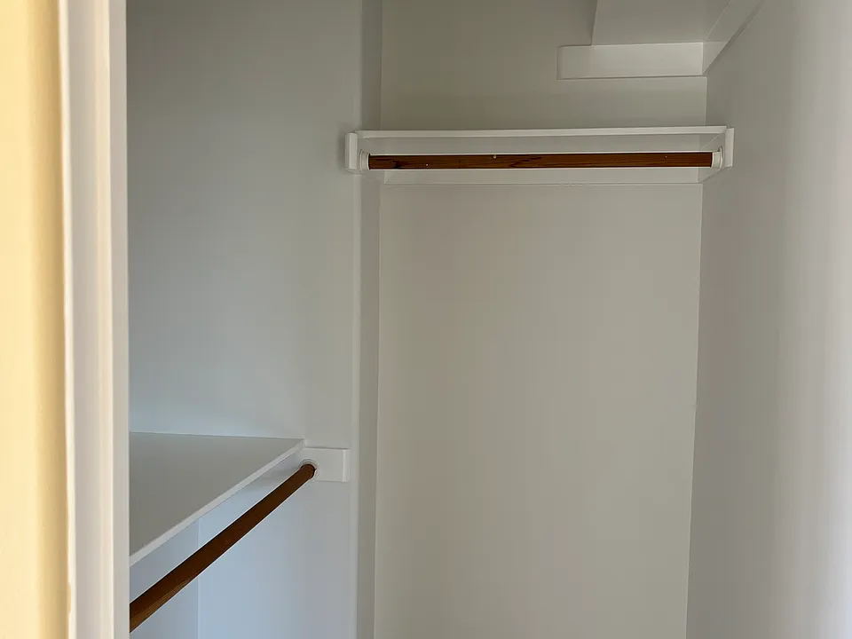 Closet in bedroom 1