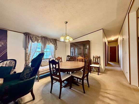 5th image of 3809 NW Ebony Ct