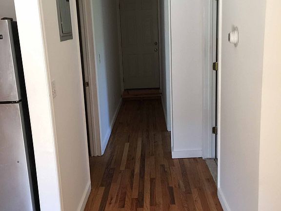 3rd image of 444 Throop Ave #3