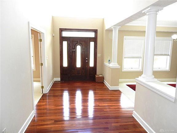 2nd image of 2471 Arbor Glen Ct